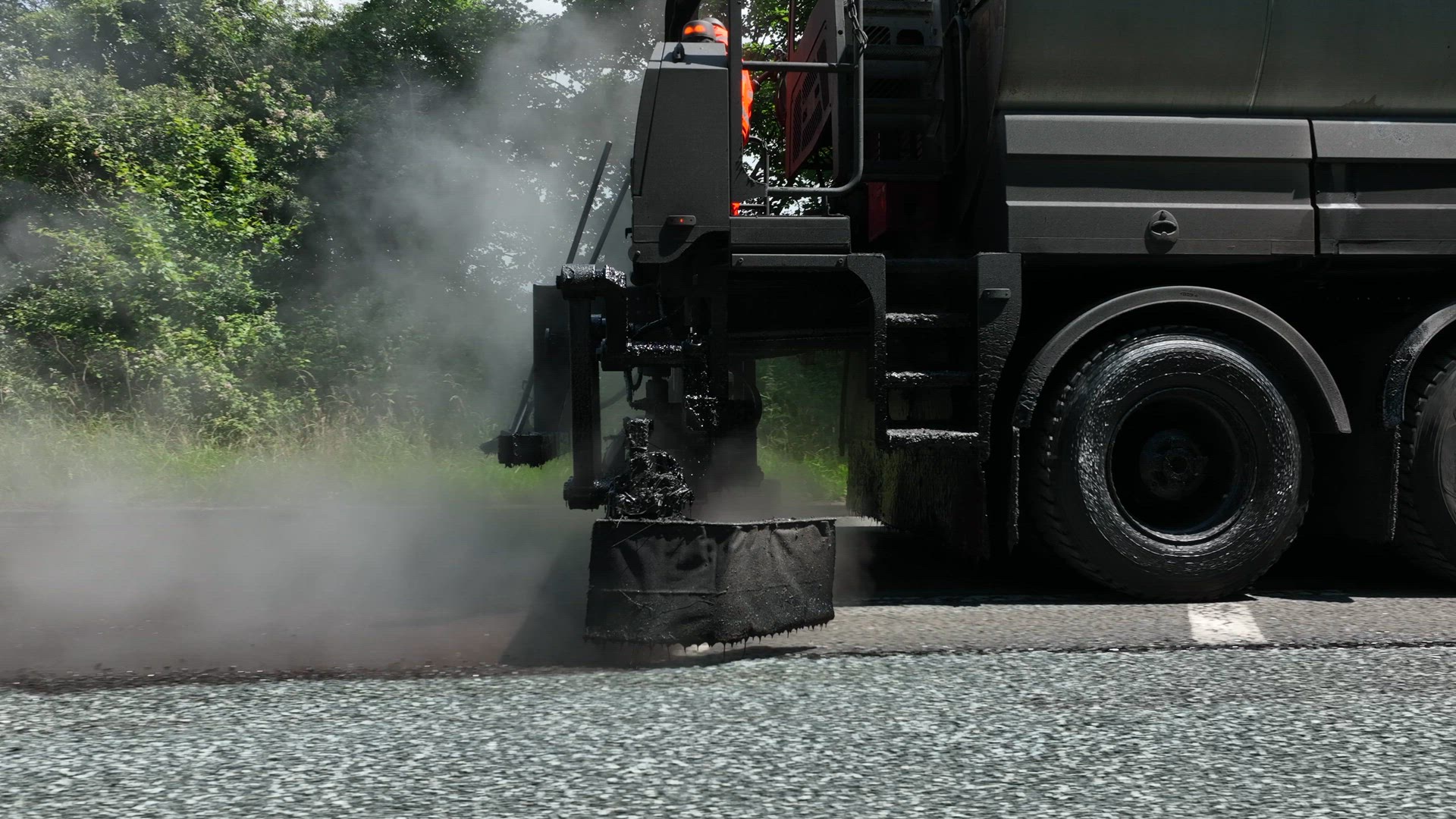 Road Resurfacing using Bitumen Micro Asphalt Surface Dressing