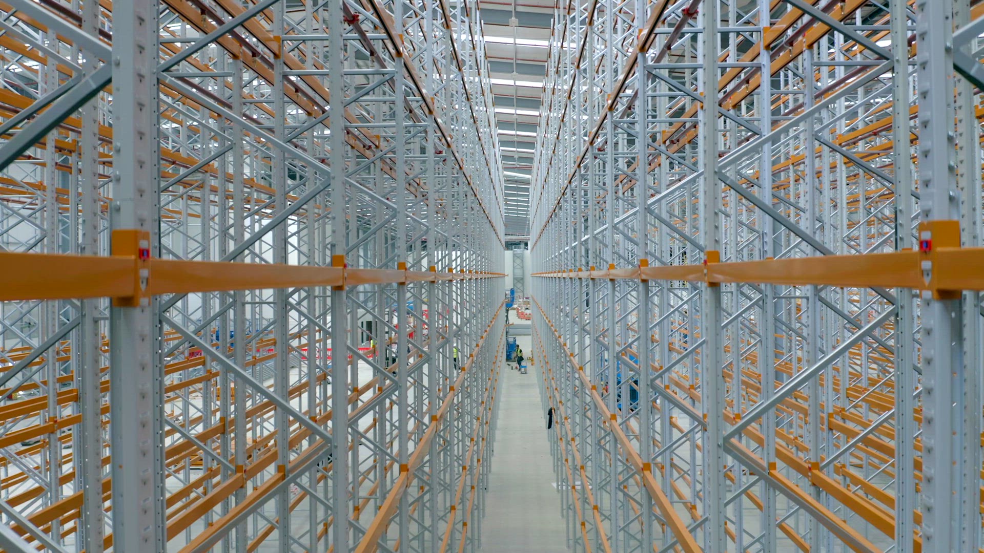 Newly Constructed Warehouse Interior Racking System Flythrough