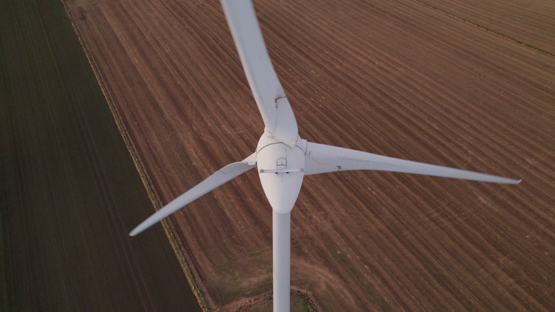 An Onshore Wind Turbine Generating Renewable Energy