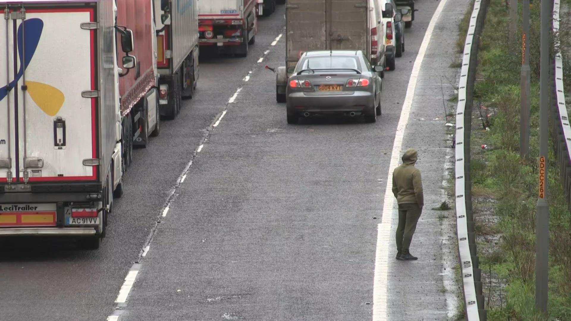 Traffic chaos in England despite relaxed corona entry ban