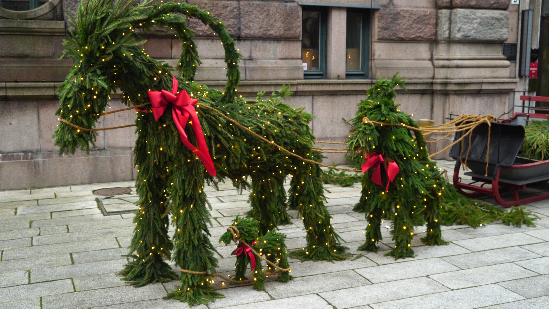 Christmas decoration - goat family.mp4