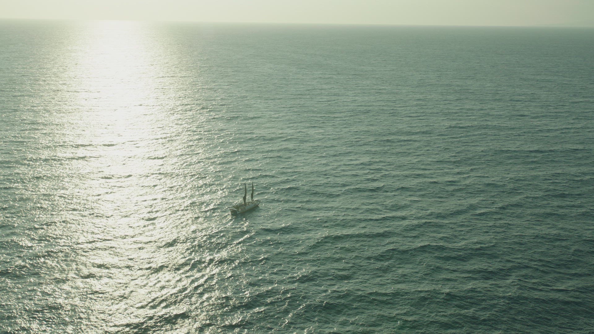 Hōkūleʻa sailing on the water