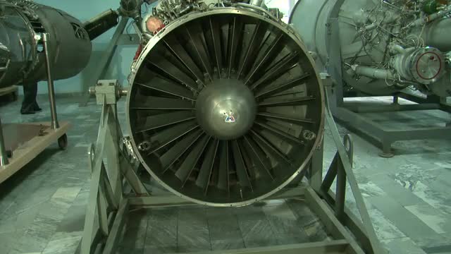 Turbojet aircraft engine