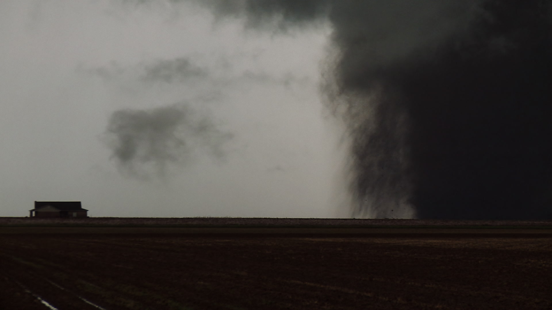 Oklahoma Tornado - Big wedge tornado, lightning strike, house