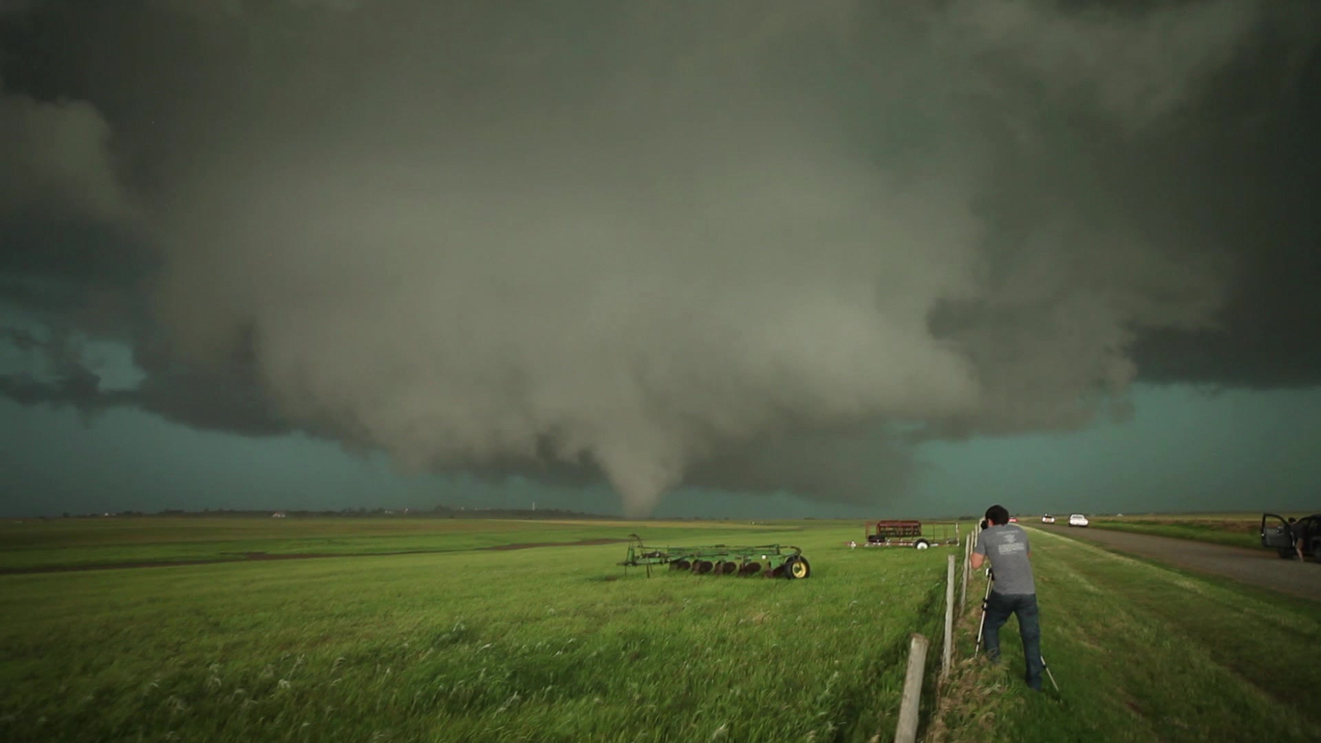Dramatic Tornado - World's largest tornado develops, approaches, El Reno, Oklahoma