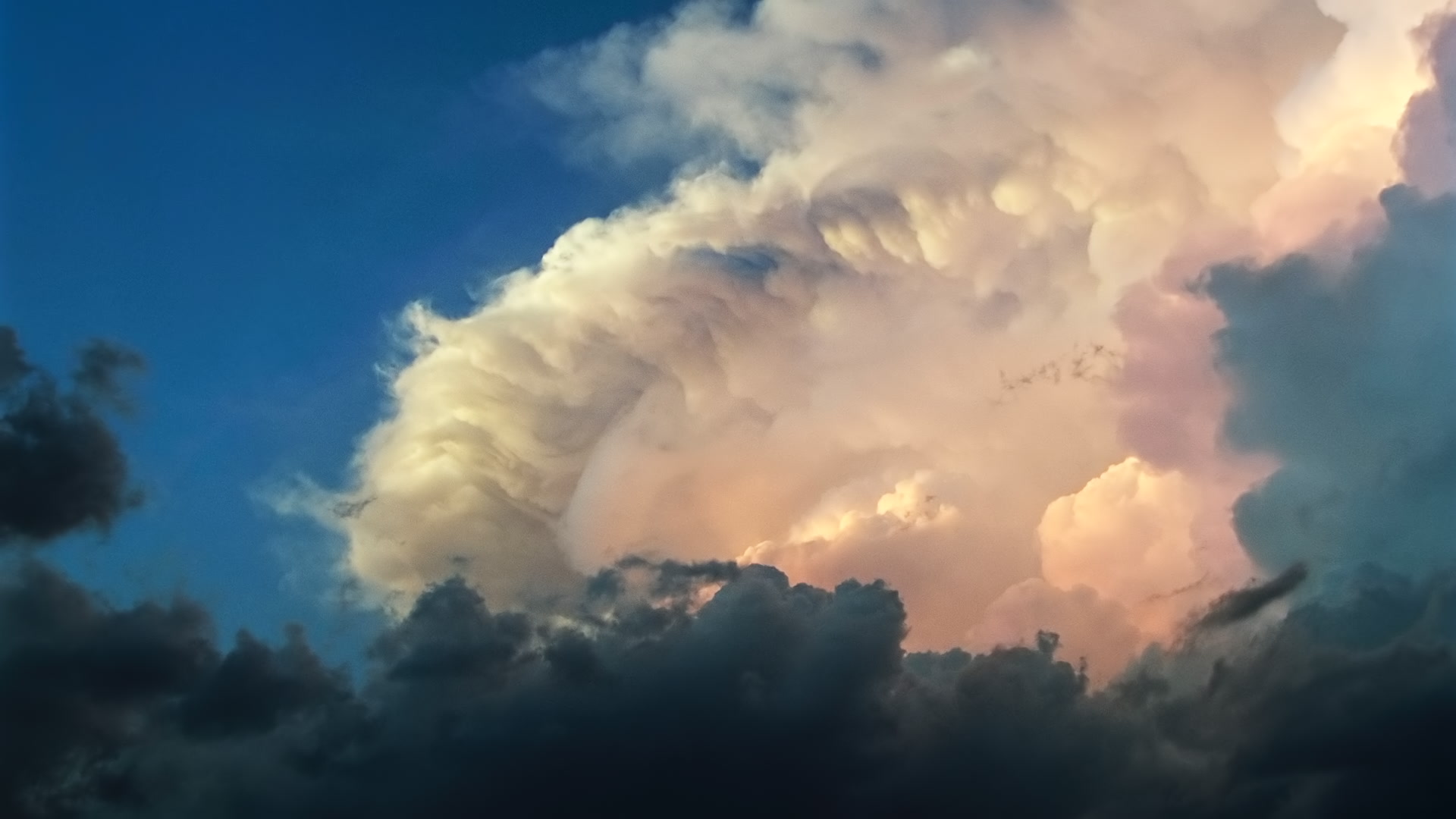 Storms on 35 - Big, colorful thunderstorm at sunset, El Reno, Oklahoma
