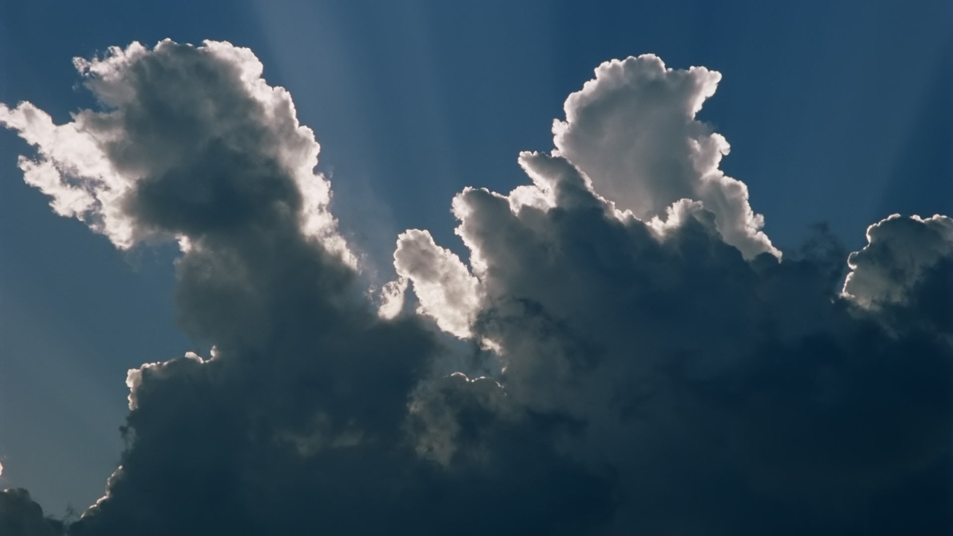 Storms on 35 - Storm grows in sun, blue sky