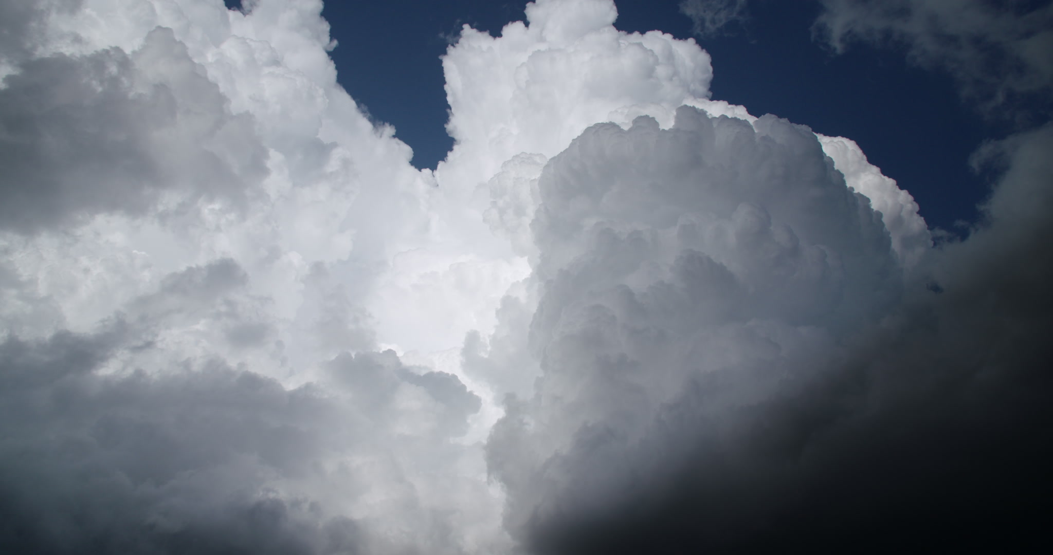 4K Storm Clouds - Big, beautiful towering cumulus
