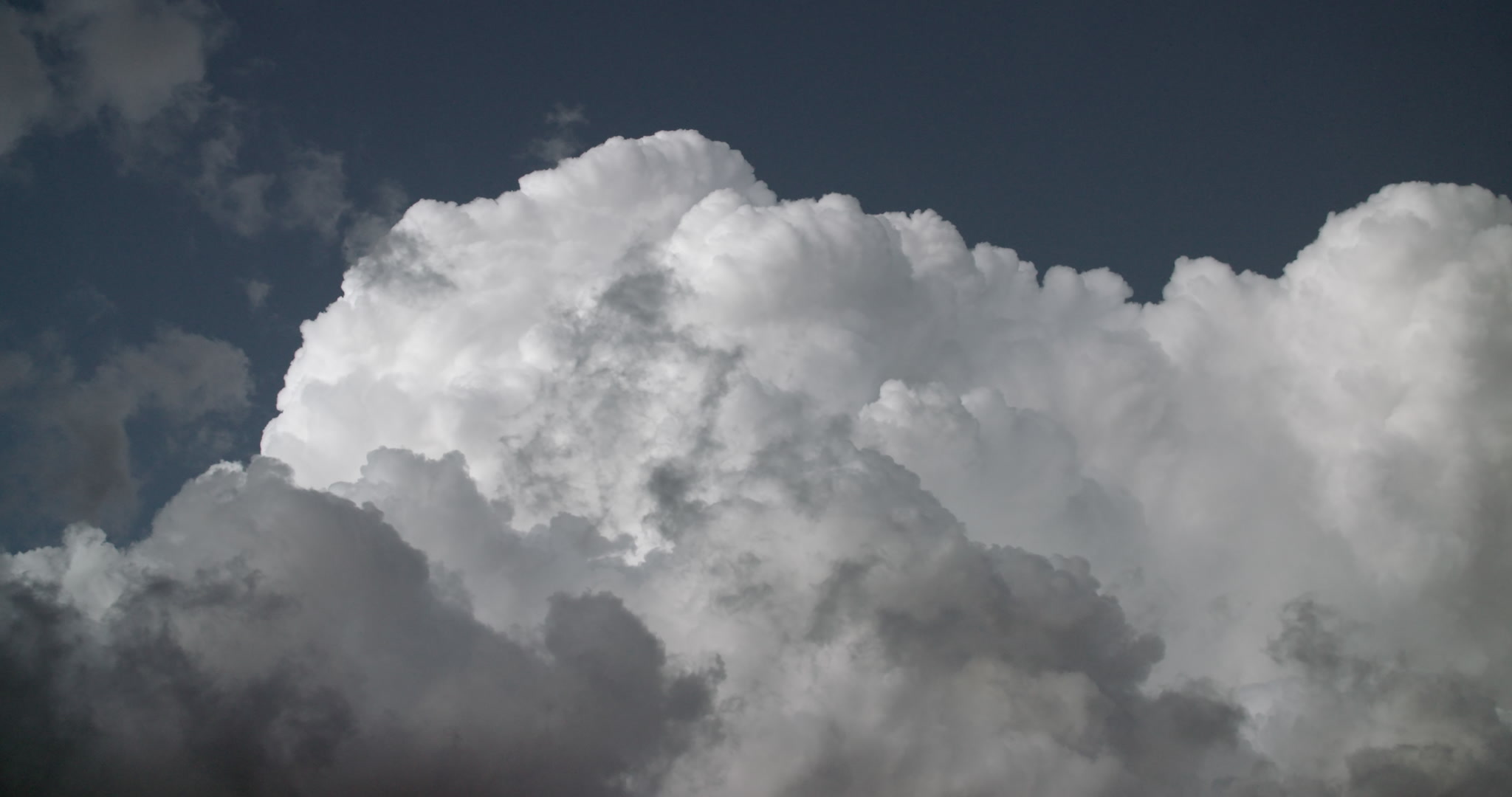 4K Storm Clouds - Top of storm at dusk