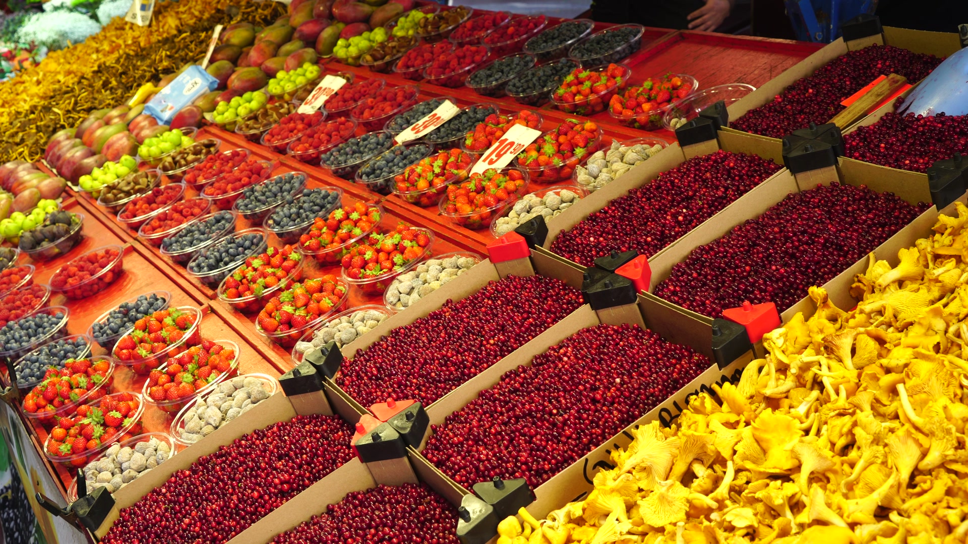outdoor market -Hötorget.mp4