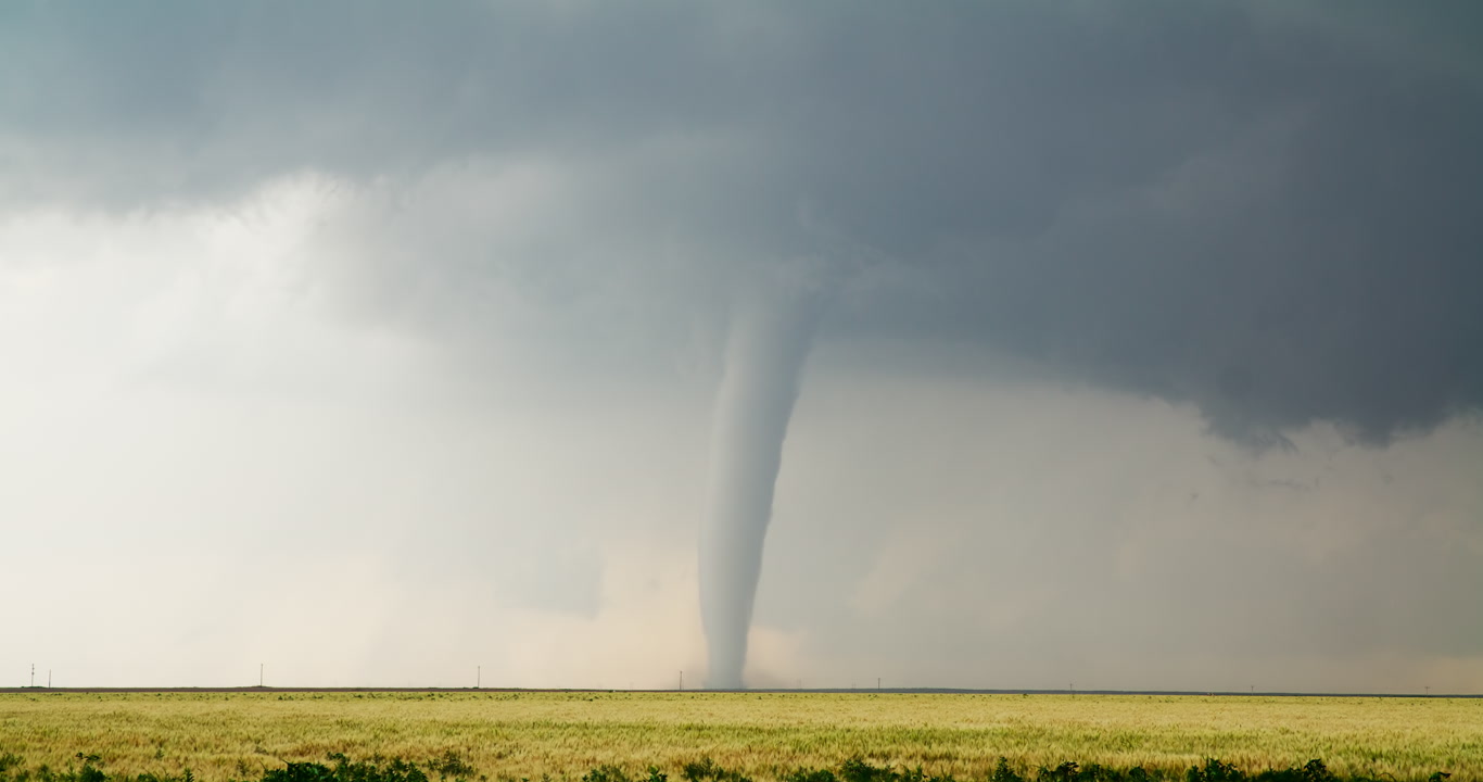 Stovepipe tornado over wheat, Holly, Colorado, 6K