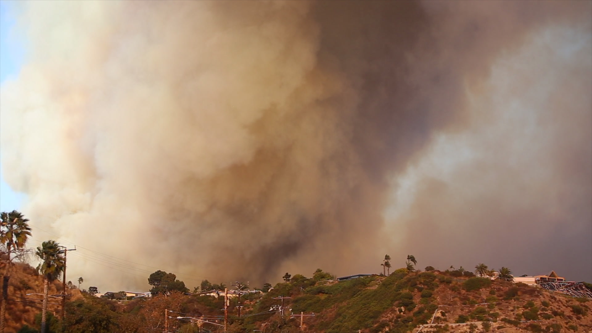Brown smoke swirls - Historic Palisades Fire, January 2025, 4K