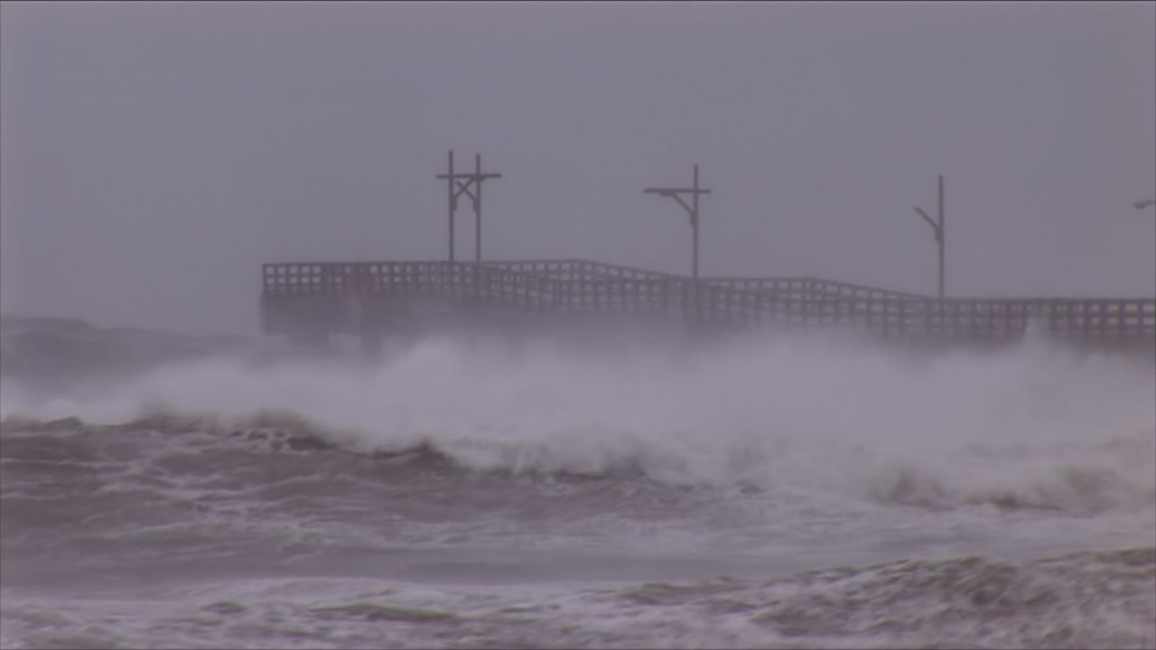 Large storm waves batter pier - Hurricane Dennis, Florida, 2005