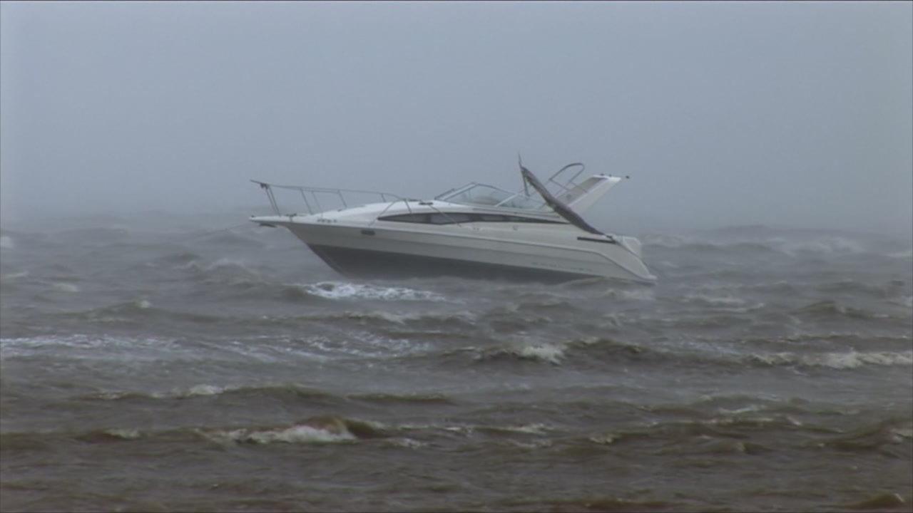 Sport boat in storm surge - Hurricane Gustav, Mississippi, HD 1080