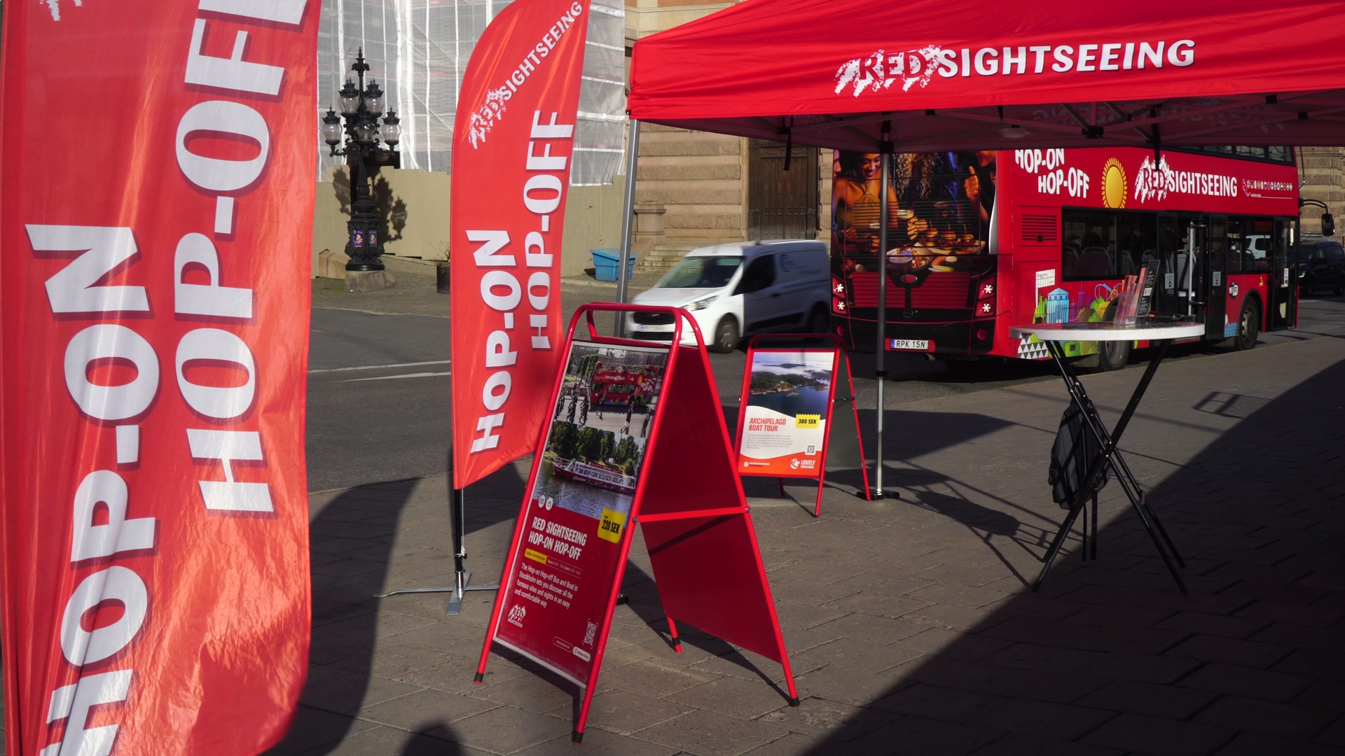 sightseeing - hop on hop off.mp4