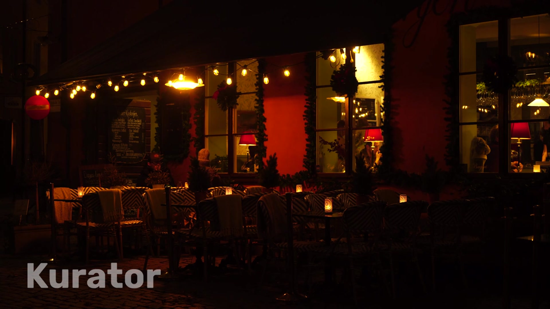 outdoor restaurant by night - old town.mp4