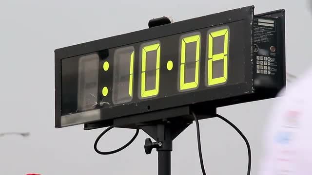 Runner's Clock 1646
