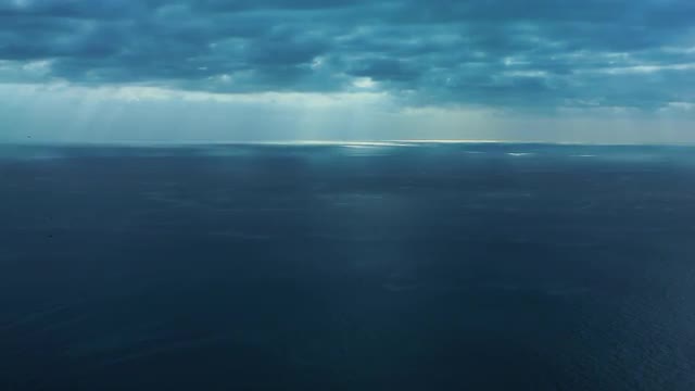real blue ocean overcast 2/2