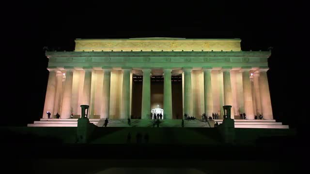 Lincoln Memorial in Washington DC at night