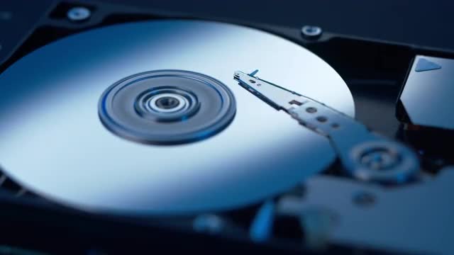 inside a computer hard disk drive static shot 3/15