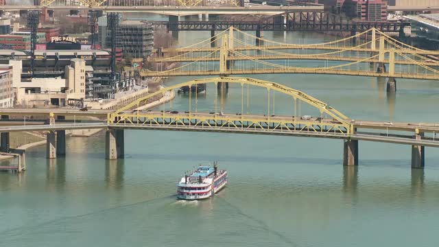 Riverboat on the Allegheny River 1