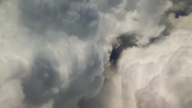 Spain Flight_clouds_01.mov