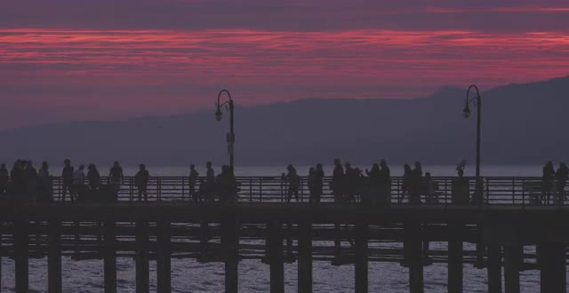 Santa Monica Pier _ A003 C003 0806Tf