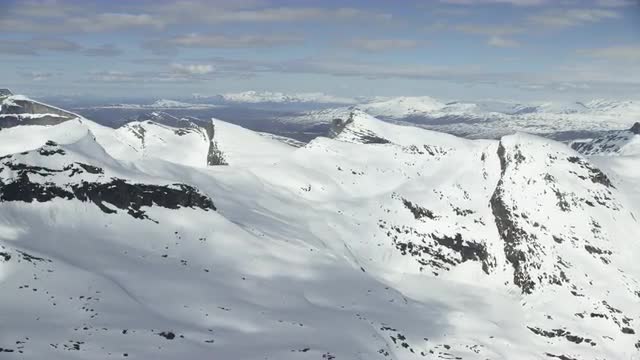 Snowcapped Norweigan mountains