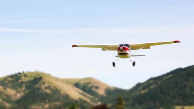 Airplane Landing Tilt Shift