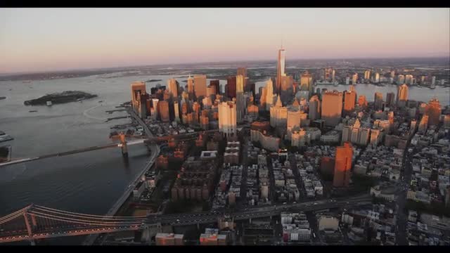 Williamsburg and Manhattan Bridge, wide shot, push in to downtown