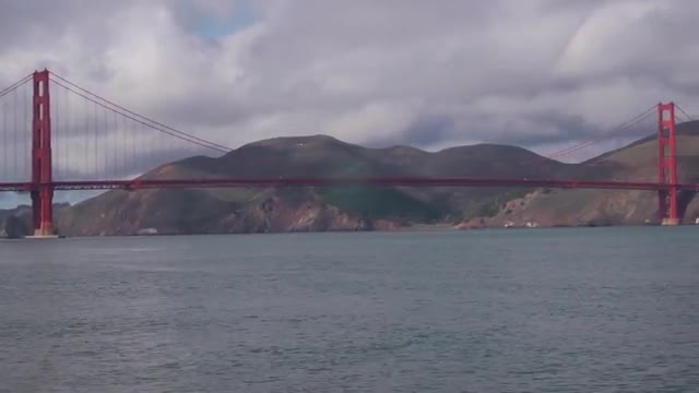 Golden Gate Bridge Pan left to right 2016