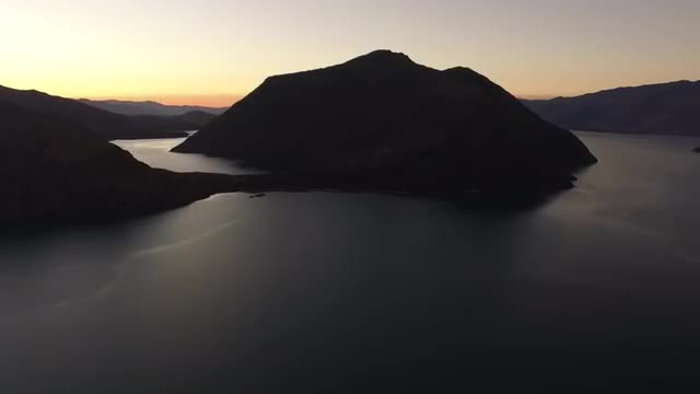 Dawn on Lake Wanaka, New Zealand