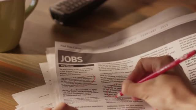 Job_Offers_in_Newspaper