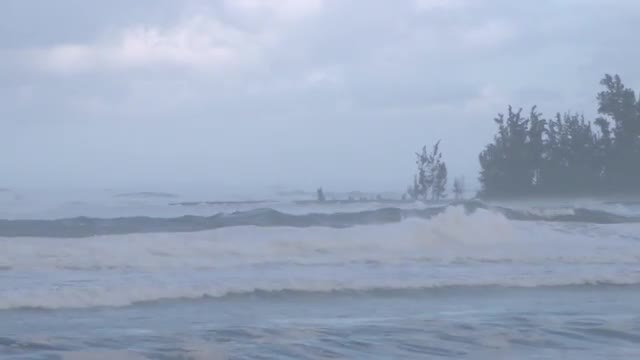 Ali'i Beach Park_4_Big Monday 22nd Feb 2016