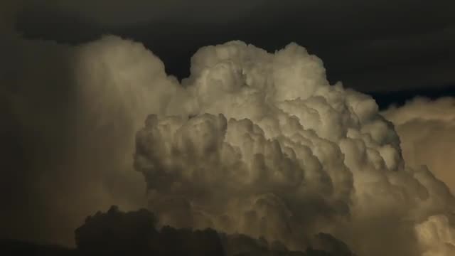 Cumulonimbus_hero.mov