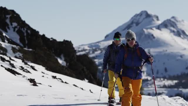 Ski_Skinning-Backcountry_1
