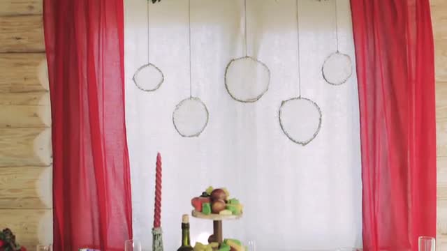 Wedding Honeymoon Table Rustic