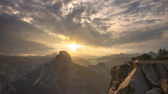 Sunrise timelapse over half dome