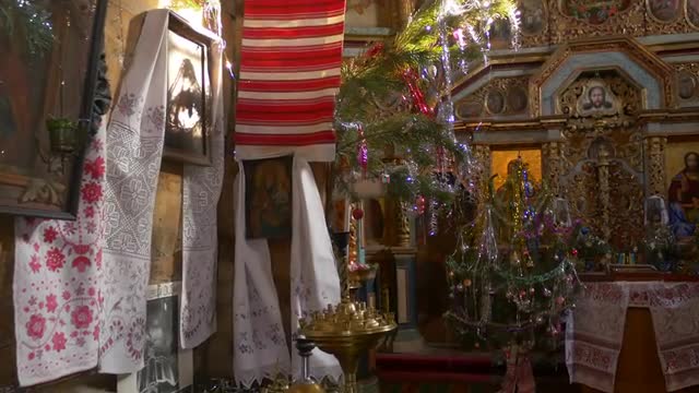 Entrance to Church of Paraskeva Pirogovo Christmas Interior Icons With Embroidered Towels Images in 
