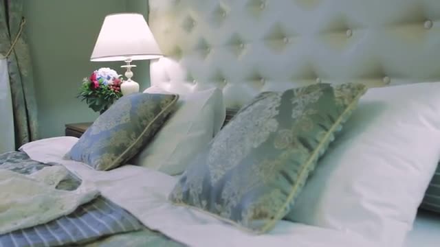 Rustic Style Marriage Honeymoon Bed
