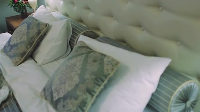 Rustic Style Marriage Honeymoon Bed