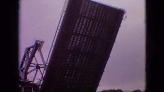 1968: huge conveyor belt in a industrial area MISSOURI