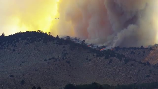 California fire on HWY 395
