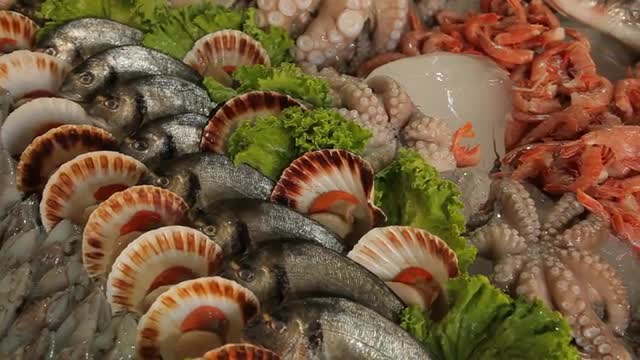 CU PAN Various Types of Seafood / Venice, Italy