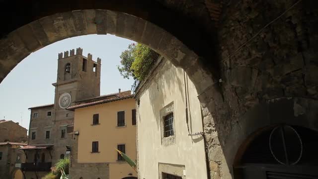 MS Old town buildings and chapel / Tuscany, Italy