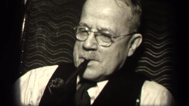 1942: old man enjoy smoking SEBRING OHIO
