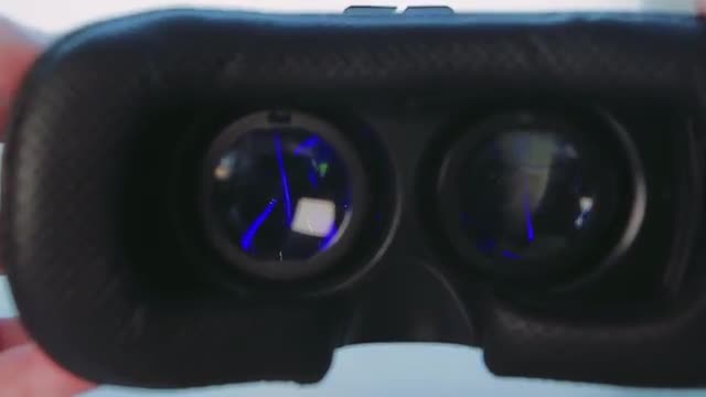 Testing Virtual Reality Glasses vr