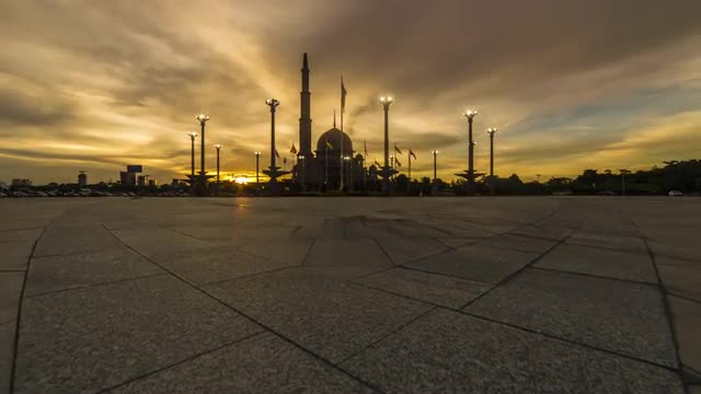 Time Lapse -  Sunset at a mosque 