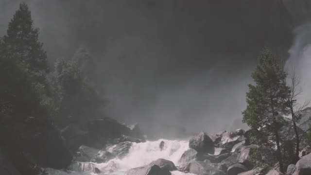 Yosemite Falls 