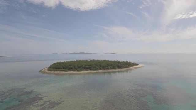 FLYING TOWARDS ISLAND